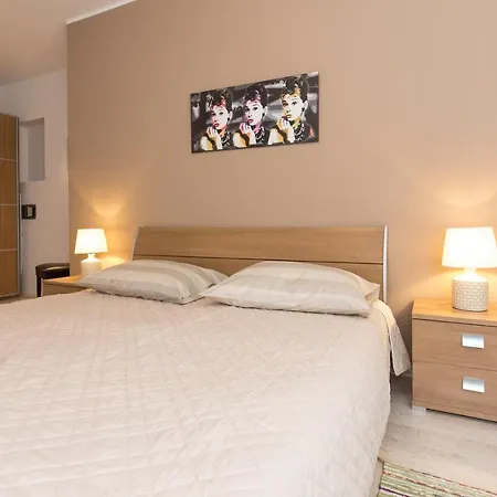 Gotier Apartment *